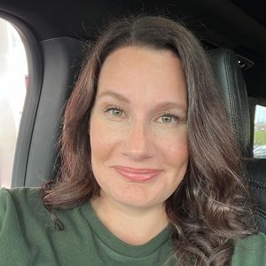 Meet your Posher, Megan